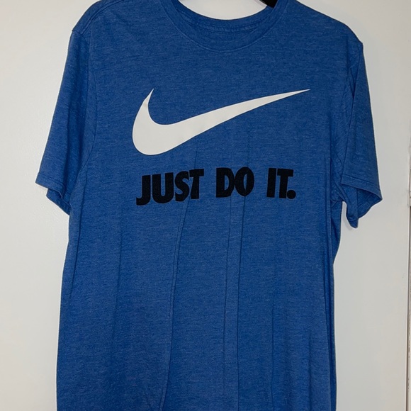 Nike T-shirt - Picture 1 of 1